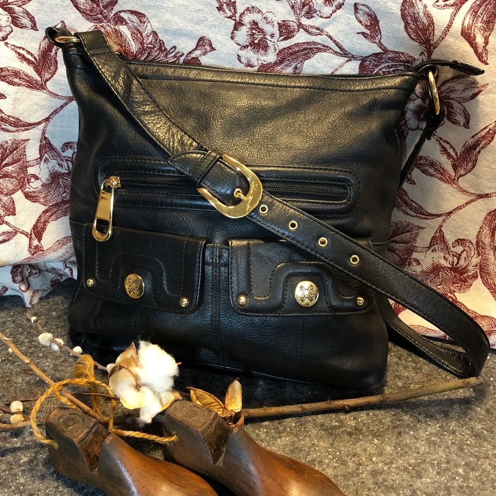Stone Mountain black leather crossbody purse